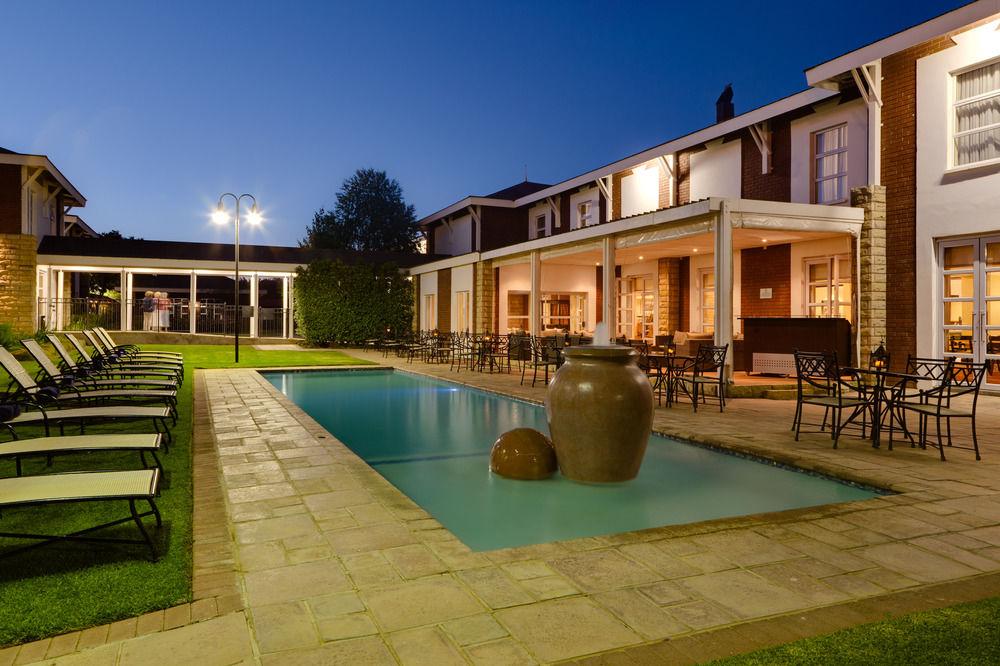 Protea Hotel By Marriott Bloemfontein Buitenkant foto