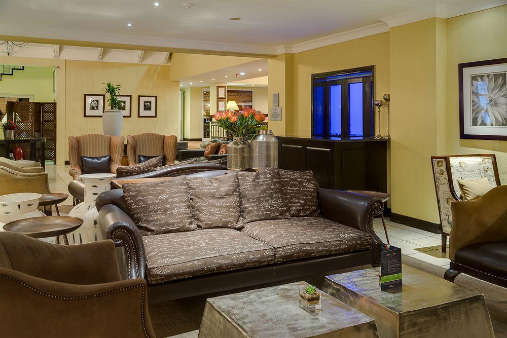Protea Hotel By Marriott Bloemfontein Buitenkant foto