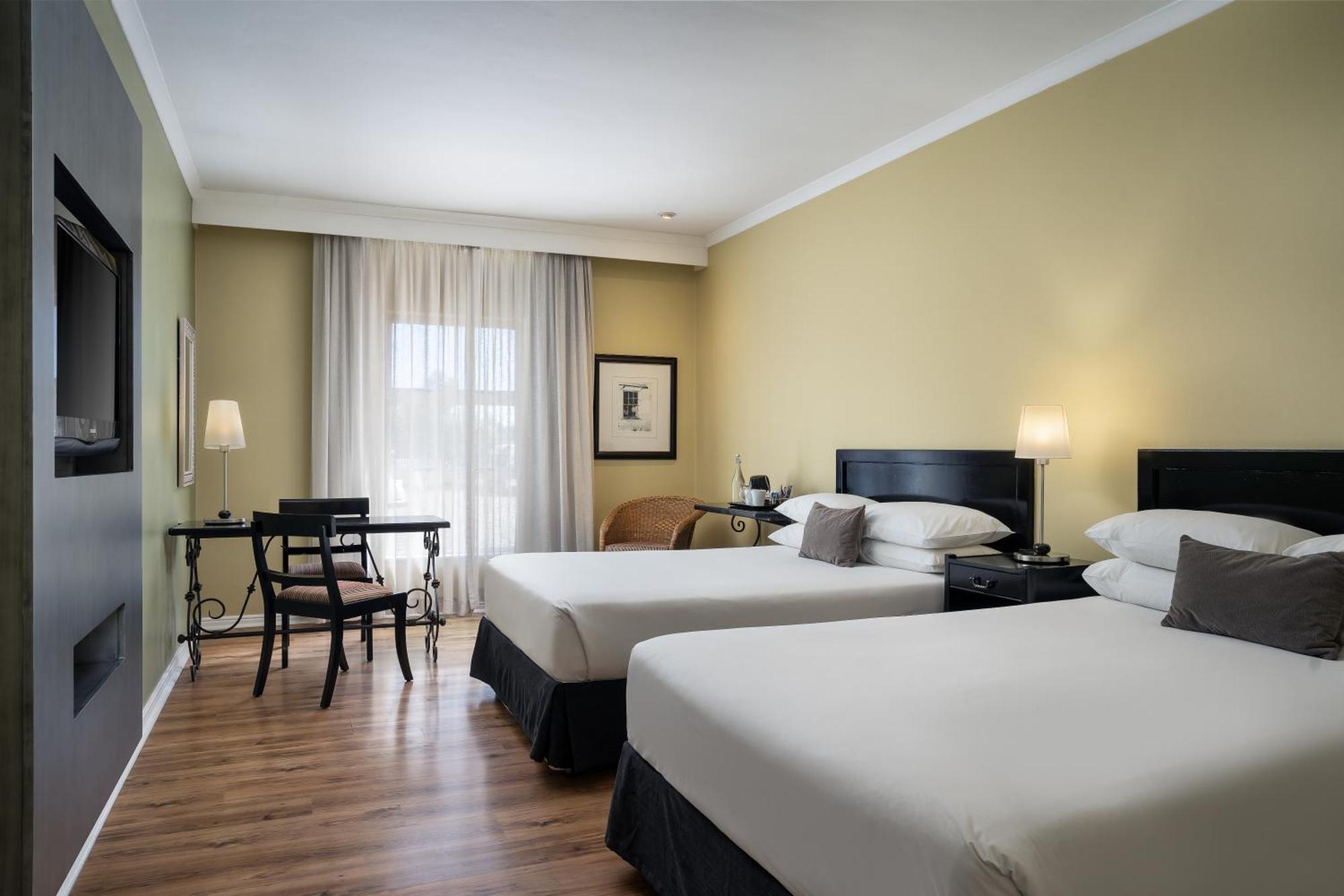 Protea Hotel By Marriott Bloemfontein Buitenkant foto