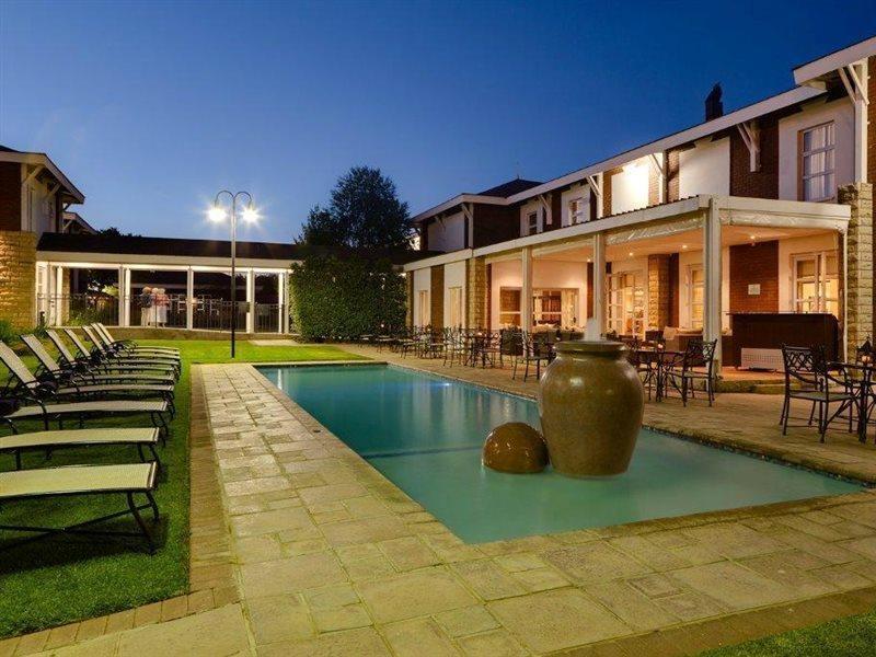 Protea Hotel By Marriott Bloemfontein Buitenkant foto